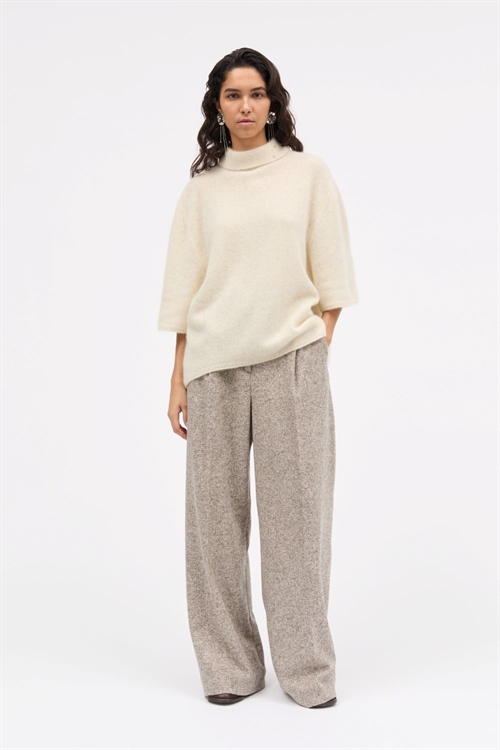 MKDT KOLLY YAK KNITED BLOUSE IVORY